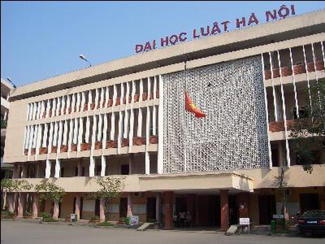 Đại học Luật Hà Nội